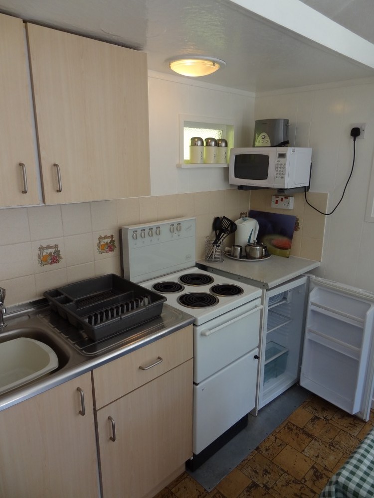 A selection of Images of 4 Berth Large